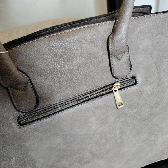 Bag bundle - Picture 4 of 15